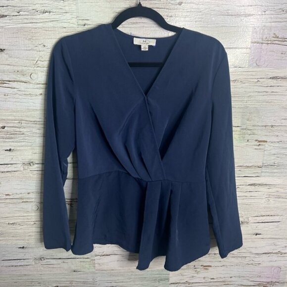 Halston Blouse  top blue size small - Picture 1 of 8
